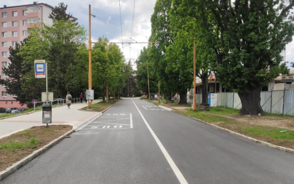 Už i Vrchlického ulice je v předstihu otevřena. Projedeme se brzy i Jihlavským tunelem?