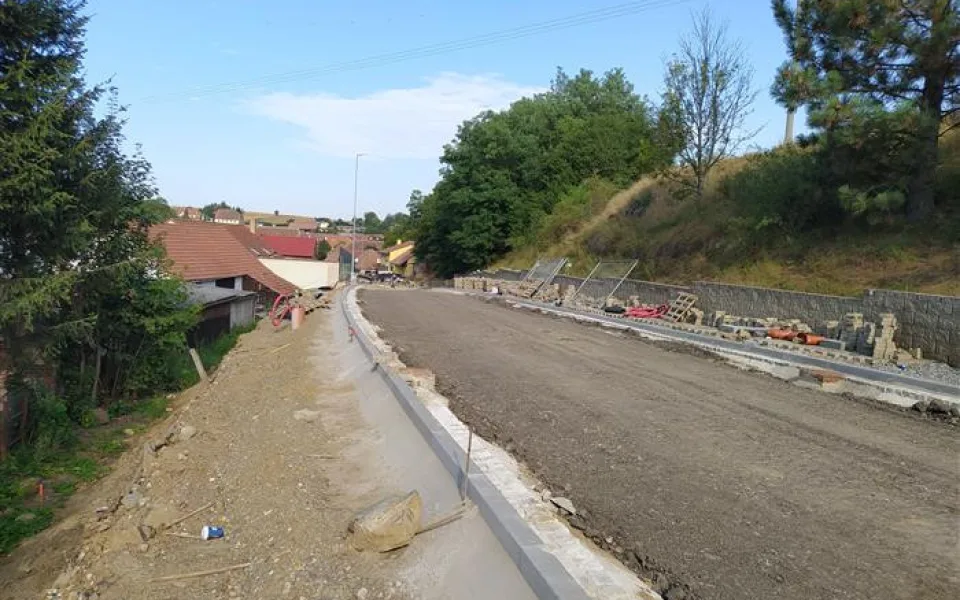 průtah jemnicí