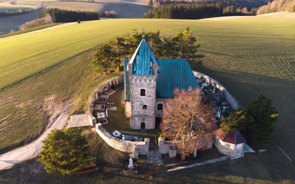 Kostelík ve Vítochově, zdroj: .udolihistorie.cz