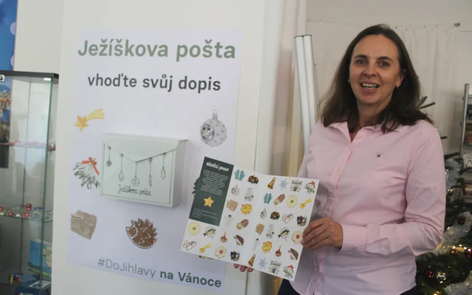 Ježek, kam se podíváš. Jihlava otevřela nové informační centrum se schránkou pro Ježíška