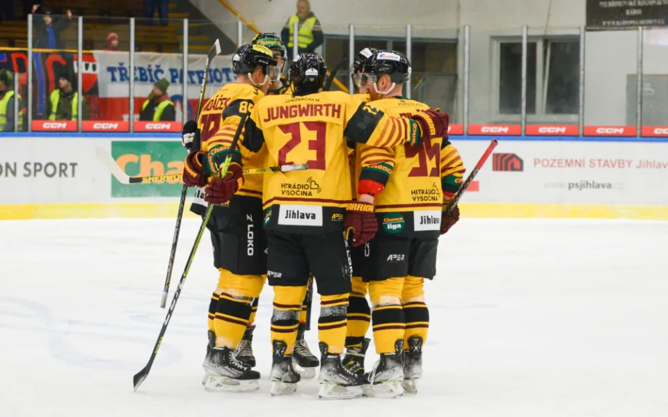 Dukla první zápas nového roku vyhrála, Sokolov udolala 4:3