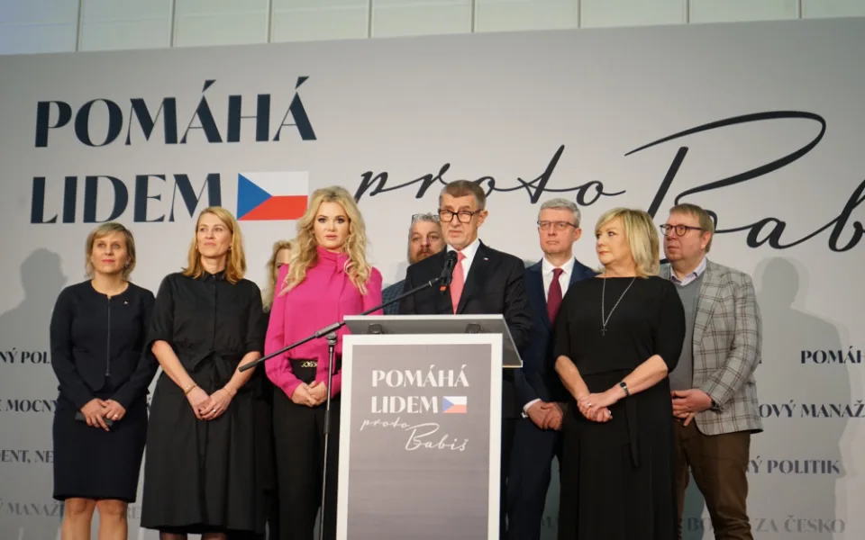 Babiš čeká kompro od novinářů. Až budete vytvářet fotomontáž milenky, jsem na blondýny, pronesl