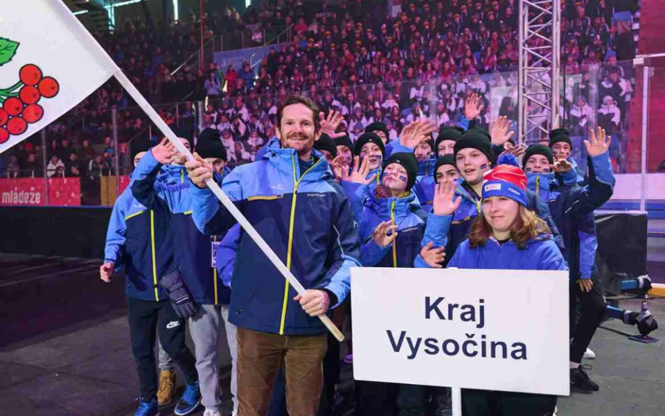 Výprava z Vysočiny v čele s vlajkonošem Patrikem Eliášem, zdroj: olympijskytym.cz/Barbora Reichová
