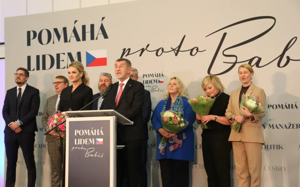 Mobilizace voličů Andreje Babiše ve výsledku pomohla Pavlovi, říká politolog