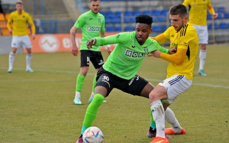 Druhý jarní zápas, druhý bod. Vysočina na svém stadionu remizovala 2:2 s Karvinou 