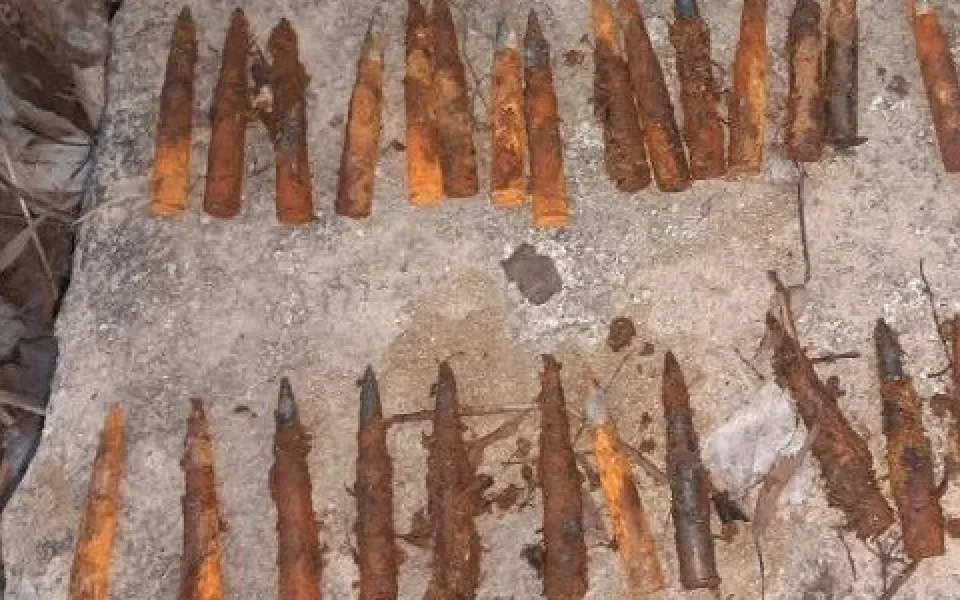 V rybníku v Telči bylo nalezeno třicet kusů pěchotní munice. Postaral se o ni pyrotechnik 