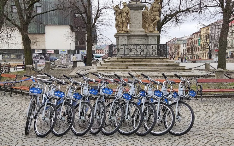 Sdílená kola bude v Jihlavě i po další dva roky poskytovat firma Nextbike. Za rok se zde najelo přes 72 tisíc kilometrů