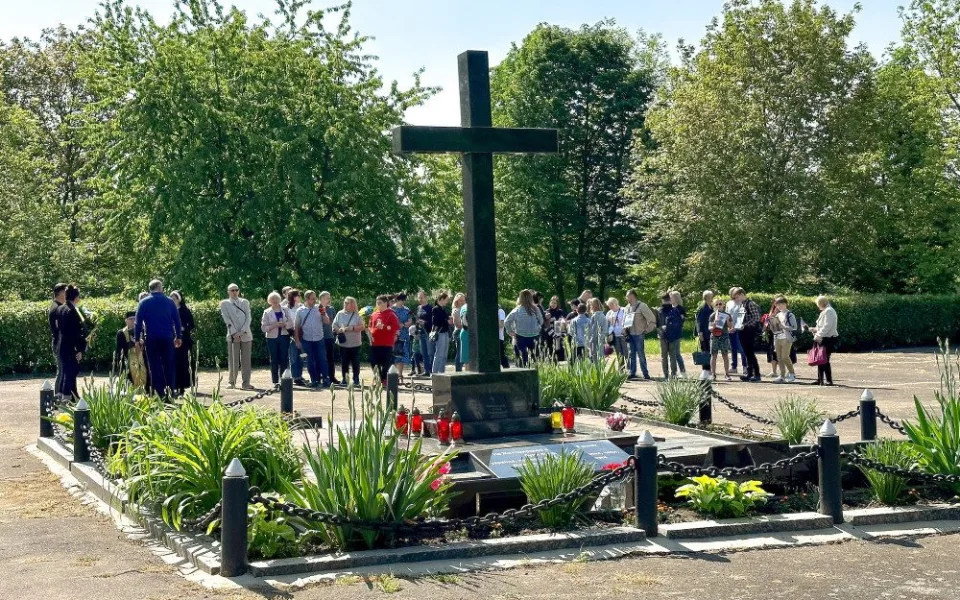 Při pietní akci si lidé připomněli oběti stalinského režimu, mezi kterými byli i Volyňští Češi.