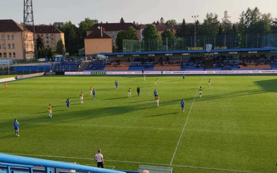 Fotbalová Vysočina si oddychla, po vysoké výhře nad Vlašimí zůstává druholigová