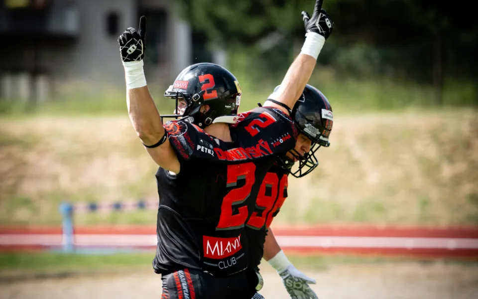 Gladiators jsou v Czech Bowlu! Semifinále proti Nitře ovládli v krásném zápase 38:28