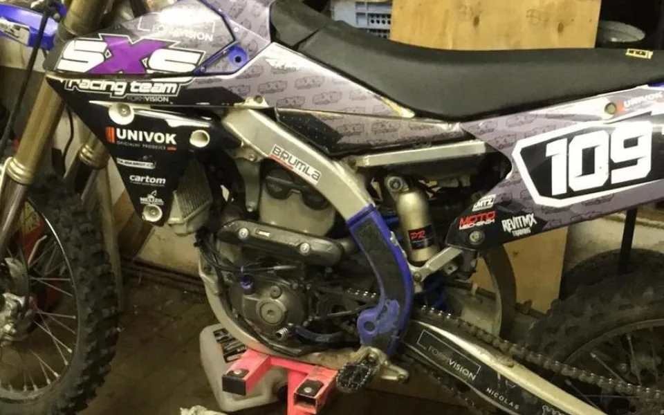 Odcizený motocykl.
