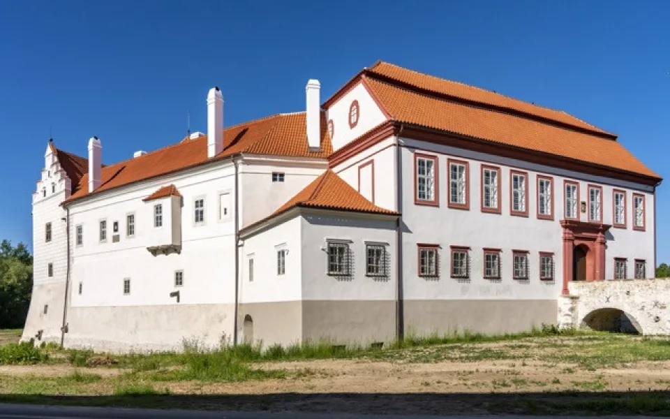 Zámek Červená Řečice
