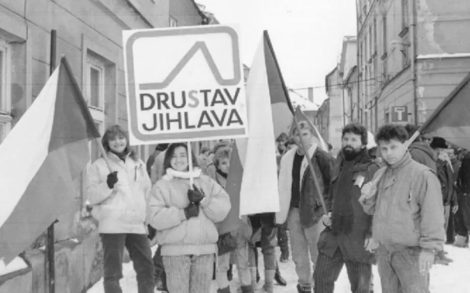 17. listopad 1989 v centru Jihlavy