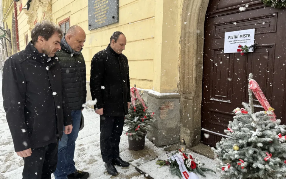 Města na Vysočině kvůli střelbě na univerzitě omezují nebo ruší kulturní programy