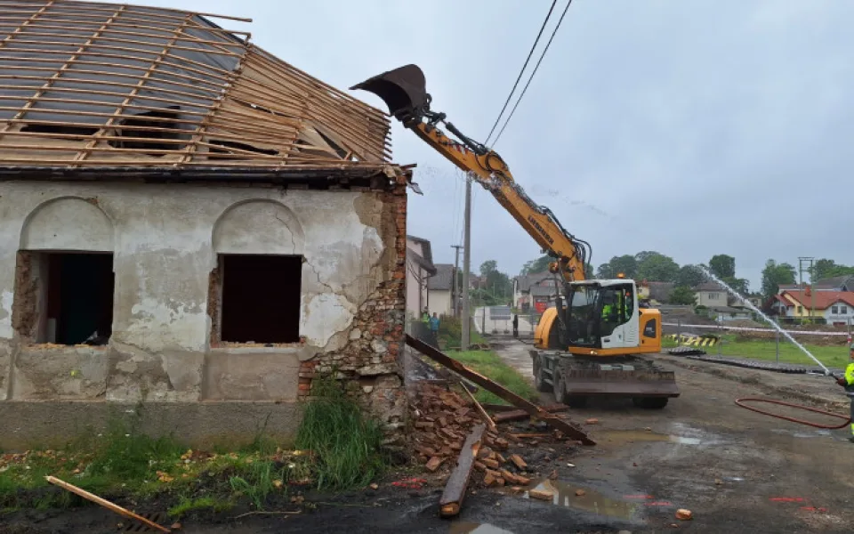V Pohledu na Havlíčkobrodsku skončila přestavba křižovatky. Vyžádala si zbourání jednoho domu. Foto: se souhlasem ŘSD