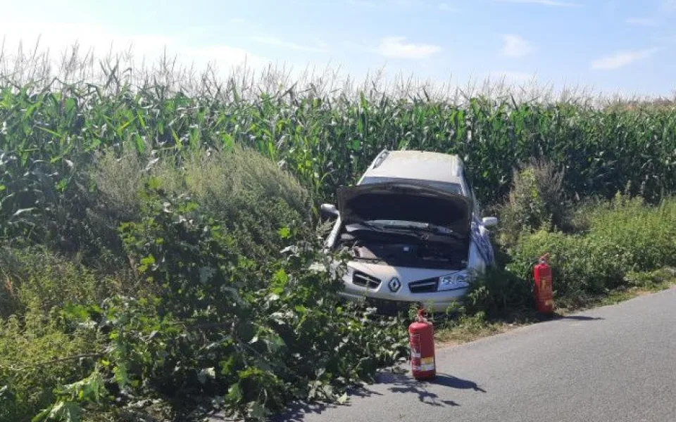 Řidička za jízdy usnula, po havárii letecky zamířila do jihlavské nemocnice. Navíc dostala pokutu. Foto: se souhlasem Policie ČR