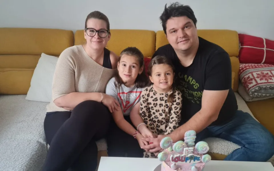 Malá Anetka se potýká s autismem, její maminka Jana bojuje s rakovinou prsu