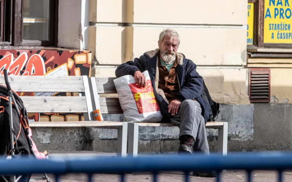 Kraj Vysočina spolu s Červeným křížem zajistí v Jihlavě hygienu pro lidi bez domova