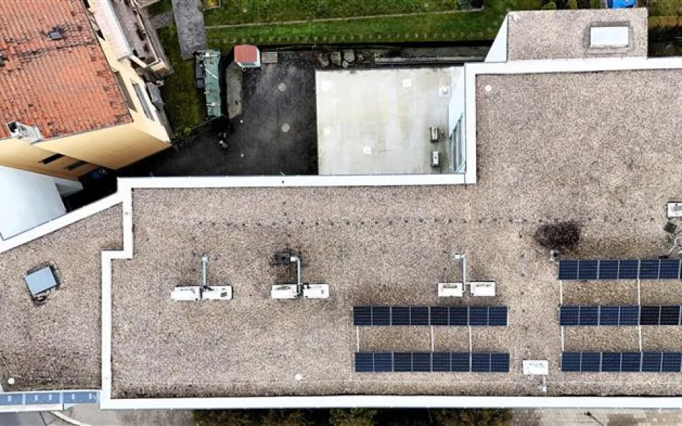 Kraj dal fotovoltaiku na třebíčské muzeum, pokryje čtvrtinu roční spotřeby energie. Foto: Se svolením Kraje Vysočina