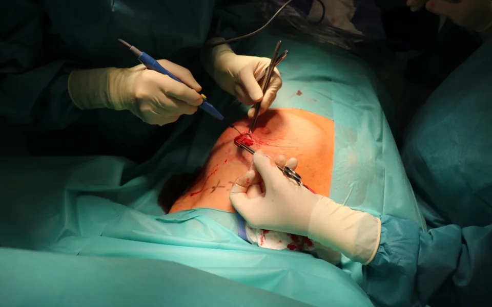 Lékaři v novoměstské nemocnici umí odhalit nádor prsu pomocí magnetického zrna. Jako první v kraji
