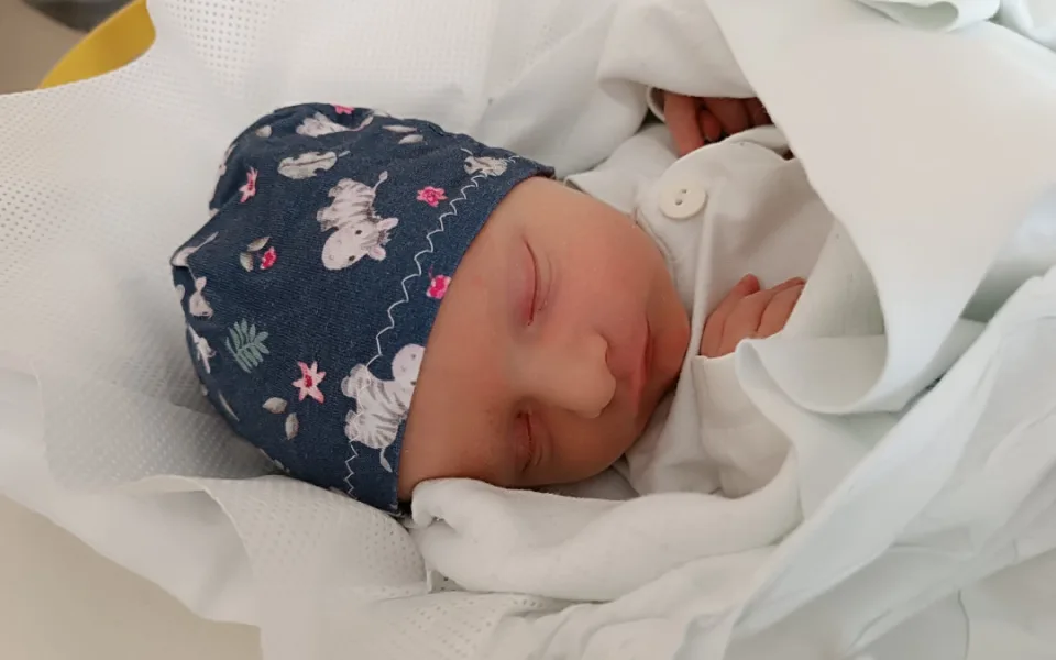 První letošní dítě na Vysočině se narodilo v 01:37 v jihlavské nemocnici, jmenuje se Matyáš. Foto: Se svolením Nemocnice Jihlava