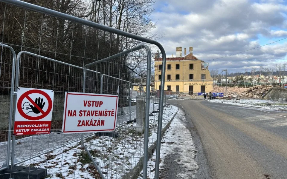 Na Vysočině budou letos na železnici pokračovat stavby v Jihlavě a u Přibyslavi