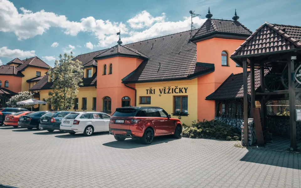 Konec po 25 letech. Restaurant Tři Věžičky z rodinných důvodů definitivně zavírá. Foto: Restaurant Tři Věžičky, Jihlava (facebook)