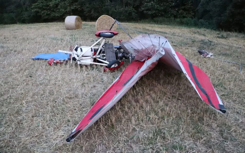 Pilot, který loni zahynul v Sazomíně po pádu motorového kluzáku, měl v krvi THC