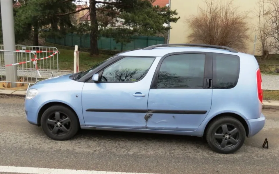 Policisté hledají svědky páteční nehody, která se stala v Jihlavě