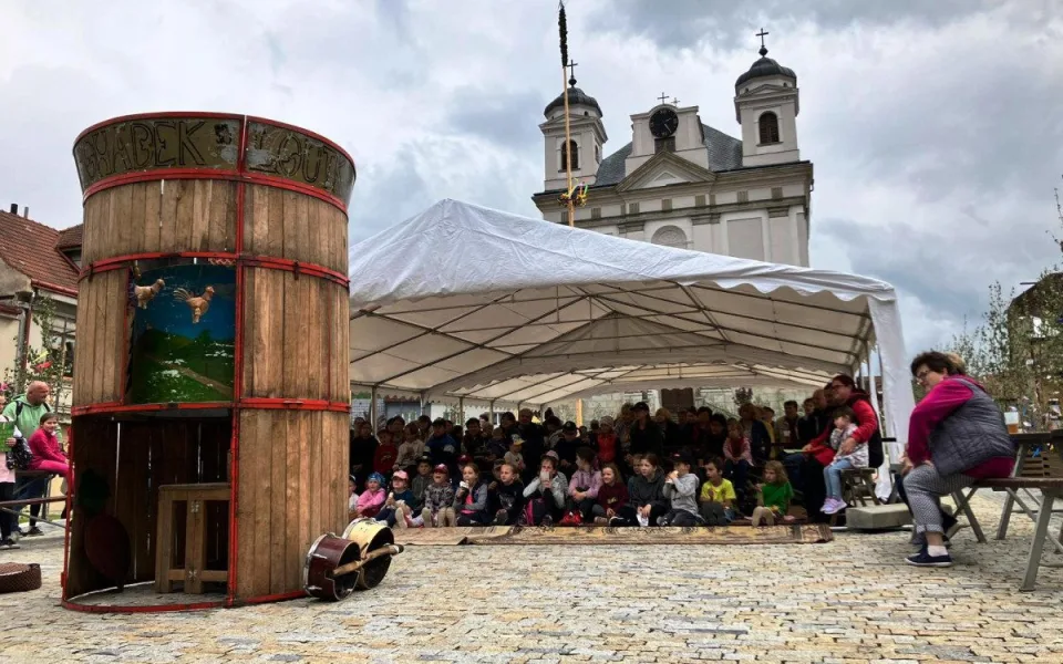 Náměstí v Batelově ožije Májovými slavnostmi. Program potěší děti i dospělé