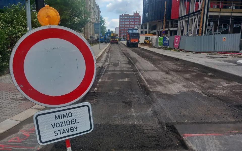 Uzavírka v centru Jihlavy. Tolstého zůstane uzavřená až do konce prázdnin.