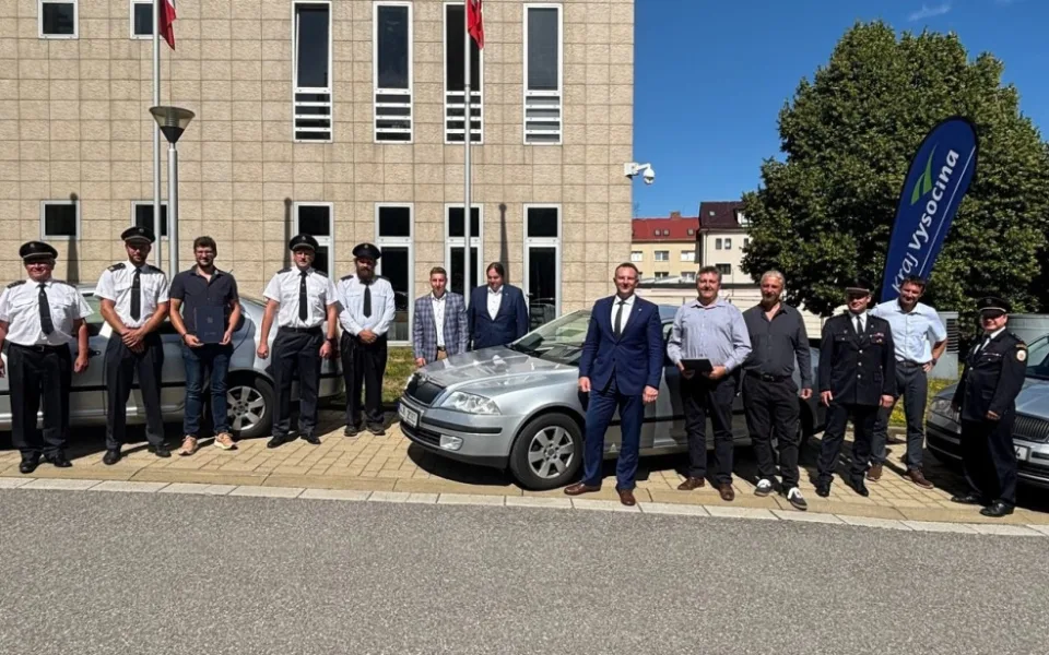 Nová praxe. Vyřazené automobily dává hejtmanství zdarma hasičům nebo obcím. Foto: Se svolením Kraje Vysočina