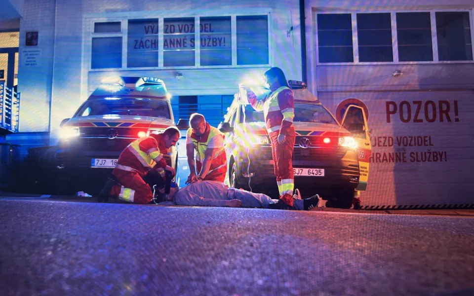 Andělé bez křídel. Fotografka chce chystaným kalendářem ocenit práci záchranářů. Foto: Se svolením Martiny Domkářové