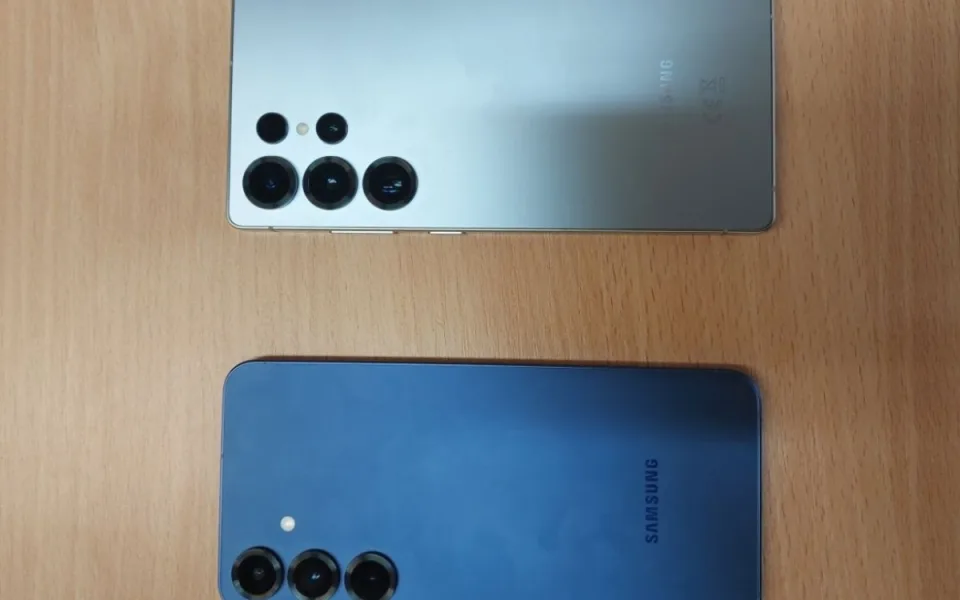 Muž chtěl v Cityparku ukrást dva mobily za 60 tisíc. Policie ho dopadla v taxíku 