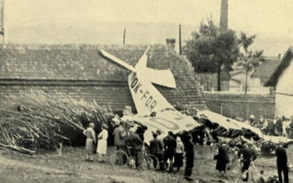 Uplynulo přesně 95 let od pádu letounu v Bedřichově. Nehoda přinesla 12 mrtvých