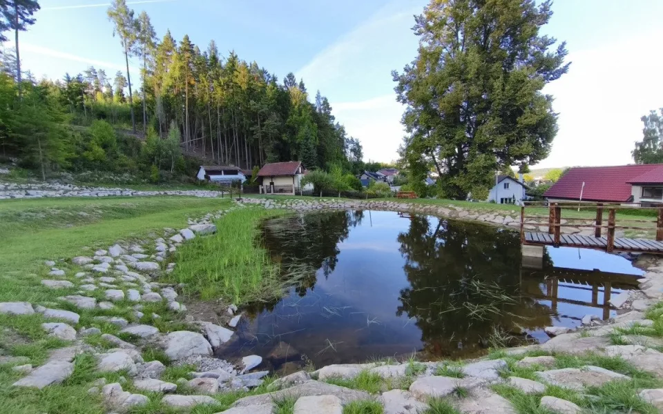Oceněná Cejle buduje park s rybníčkem. Podívejte se, jak vzniká