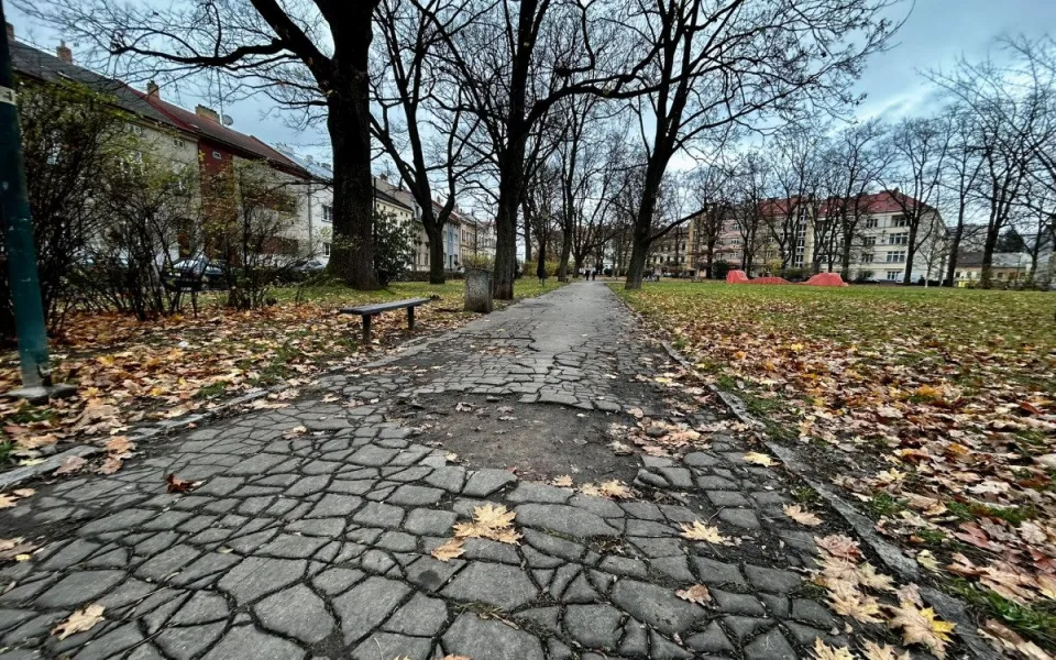Jihlavský park M. R. Štefánika čeká na své vylepšení. Do úprav se zapojí i veřejnost