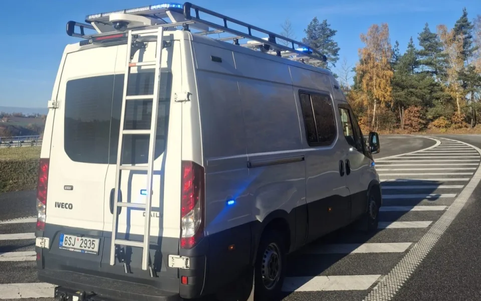 Policisté kontrolovali řidiče na dálnici, na pokutách vybrali sedmdesát tisíc. Foto: Se svolením Policie ČR