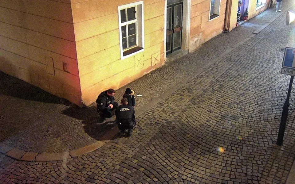Dvouletý chlapec na ulici v Jihlavě volal babičku s dědou. Ti se obrátili na policii. Foto: Se svolením MP Jihlava