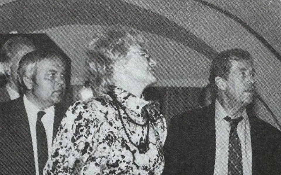 Daniela Brodská s prezidentem Václavem Havlem (1991) (reprofoto: kniha Jihlava). Foto: Poskytlo město Jihlava