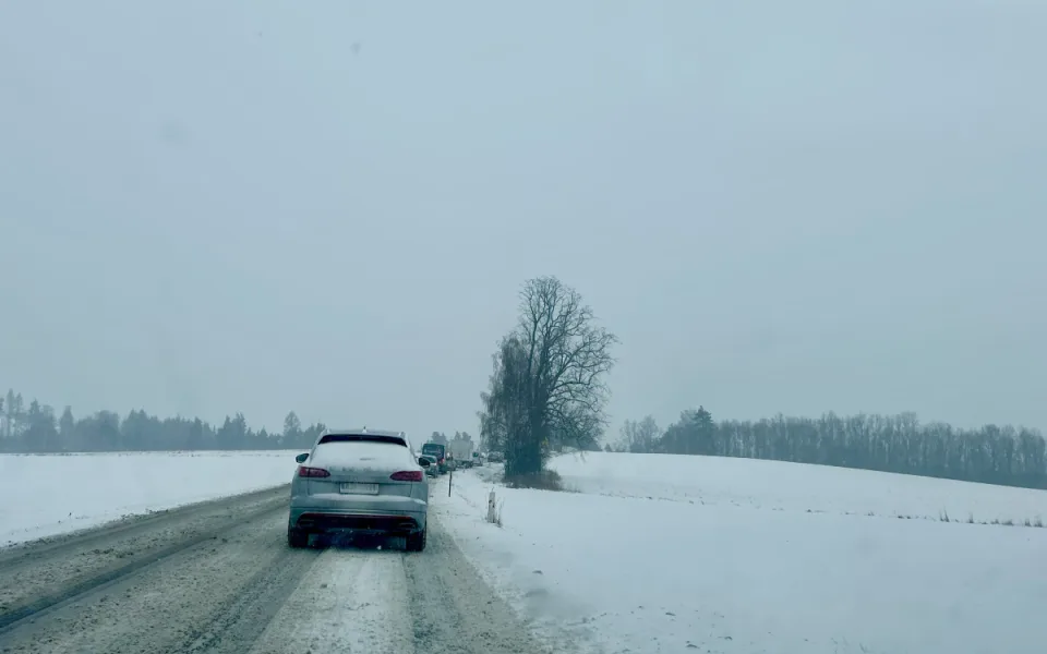 Na vlastní kůži: Cestování na Jihlavsku dnes vyžadovalo respekt a velkou opatrnost