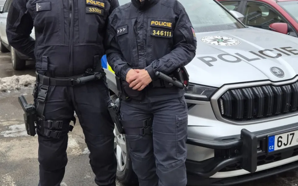 Ocenění policisté Adam Ujčík a Petra Vetchá. Foto: Se svolením Policie ČR