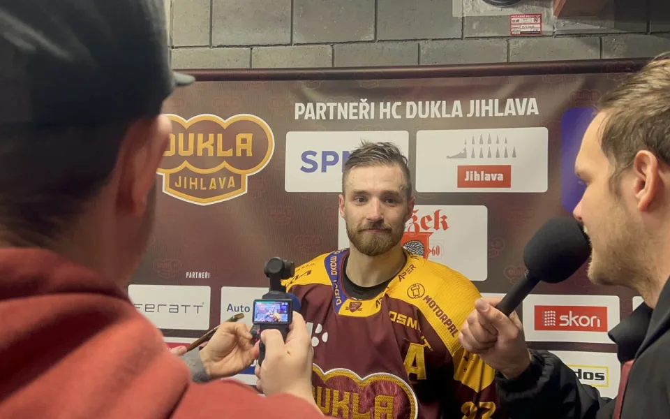 Dukla vyhrála dnešní play-off 4:2. Něco jsme si nechali na zítra, říká Jan Strejček