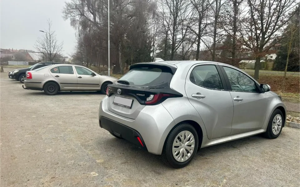 Nové parkoviště v Třešti, foto z prosince 2025