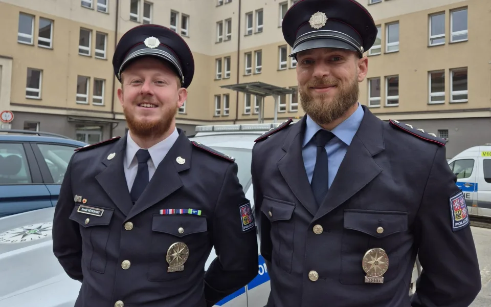  Oceněná dvojice policistů, zleva: Tomáš Větrovský a Robert Soukup