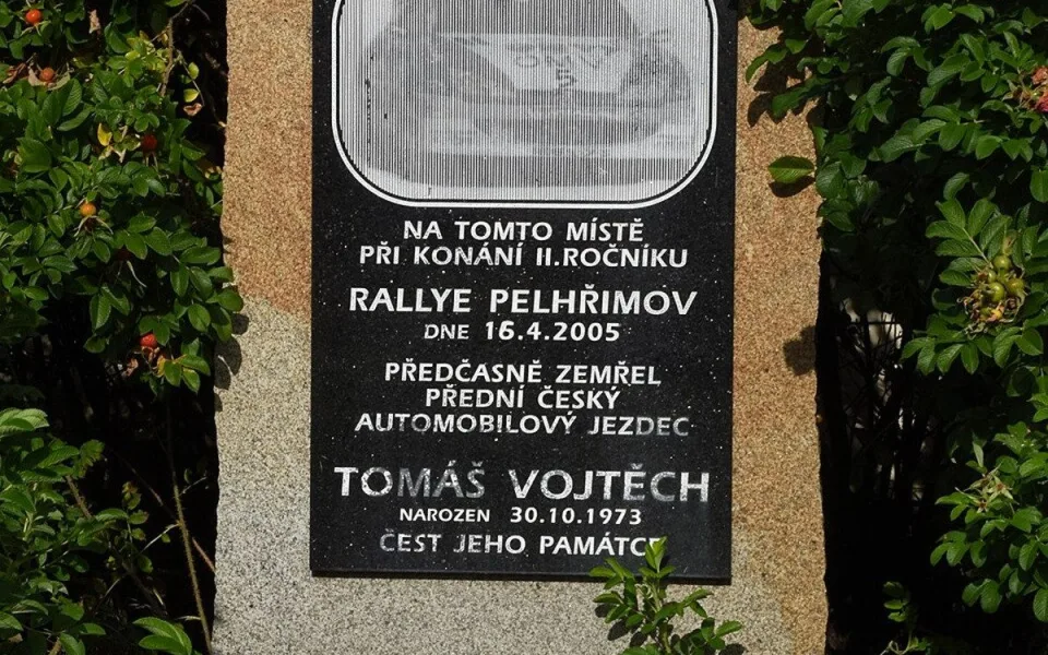 Památník Tomáše Vojtěcha v Nové Cerekvi na Pelhřimovsku. Foto: Wikimedia Commons/Ben Skála, Benfoto