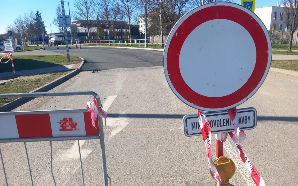 FOTO: Rozkopaná Rantířovská ulice místní trápí, vše by se prý dalo zvládnout rychleji