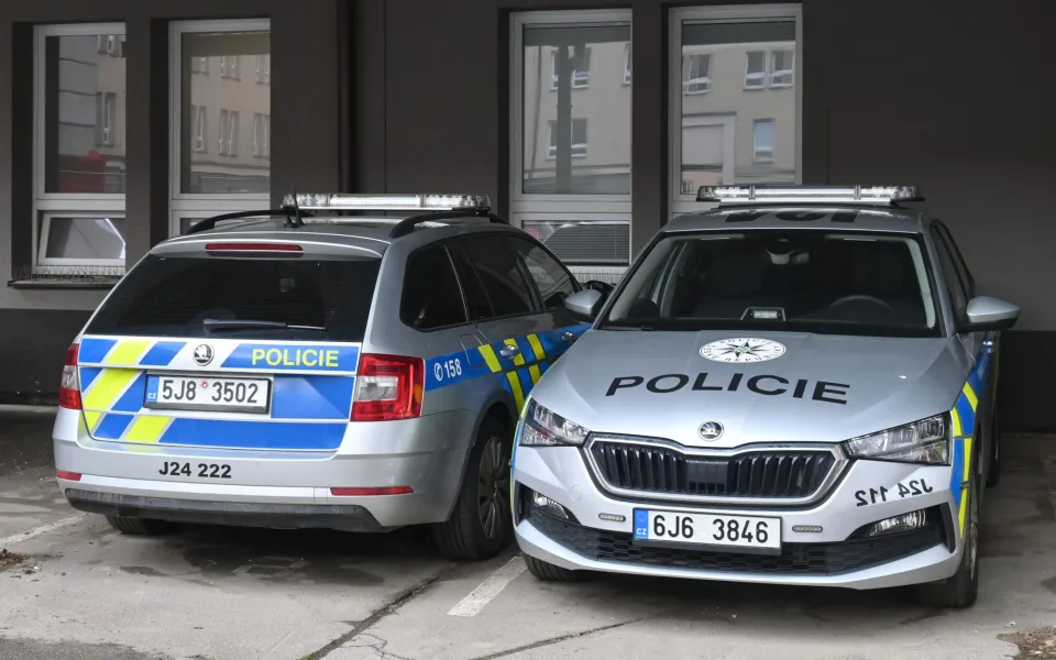 Žena ukradla akumulační kladiva a šroubovací sady. Policisté ji velmi brzy našli. Foto: Marie Buláková