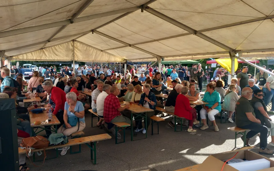 Gulášfest v Lukách: Sešla se tu spousta fajn lidí, zhodnotil cyklista z Jihlavy